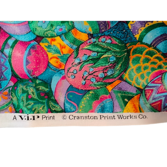 3-3 yard 90's Easter Print Crafting Fabric 9 yards total - Picture 2 of 6